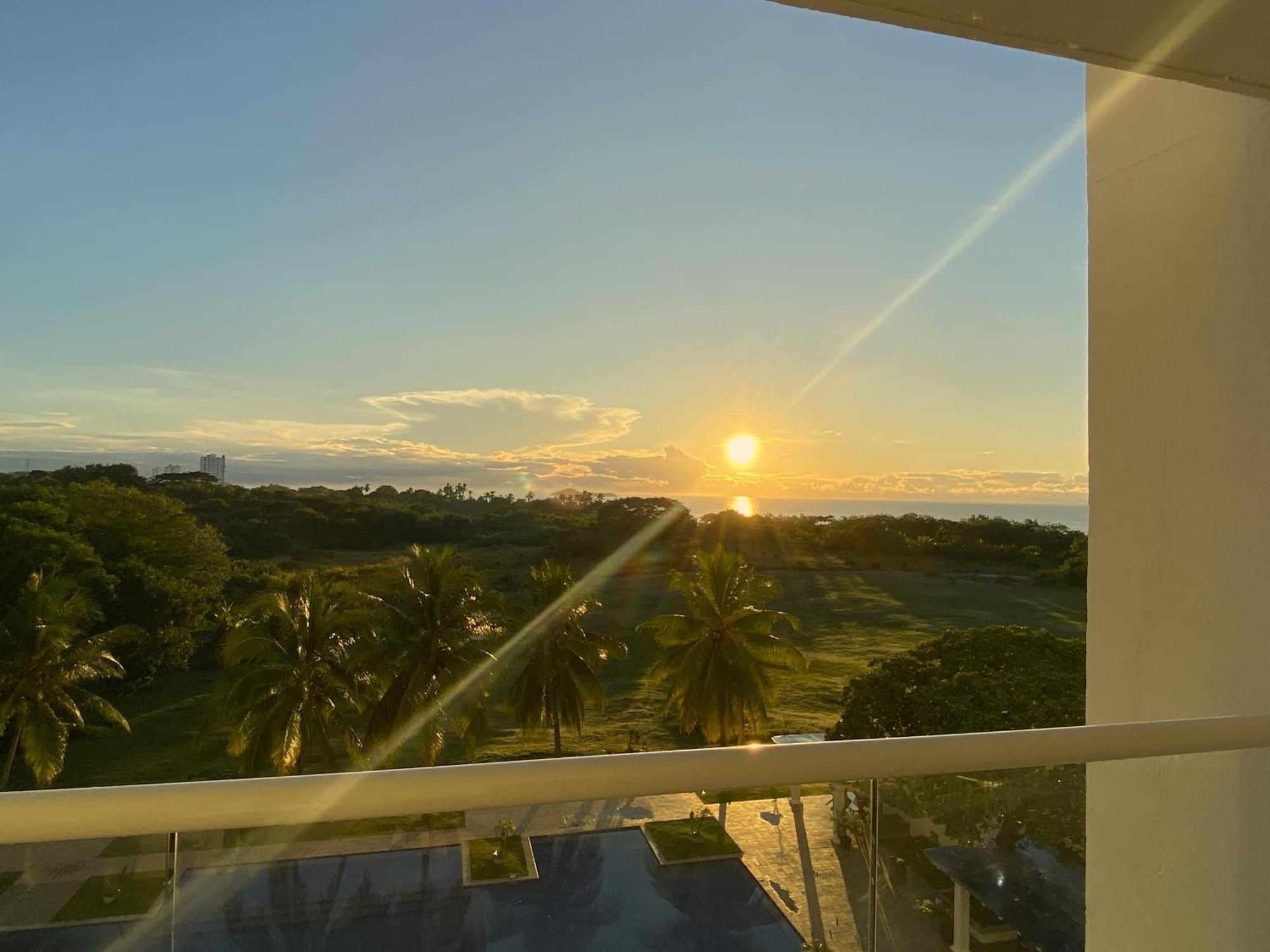 Playablanca Ocean Blue "Vista Al Mar" Apartment ปลายาบลังกา ภายนอก รูปภาพ