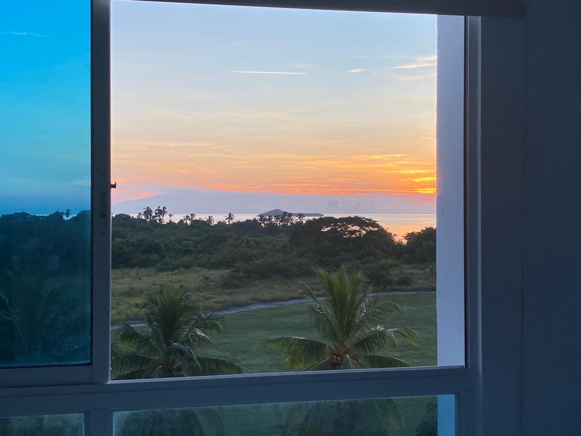Playablanca Ocean Blue "Vista Al Mar" Apartment ปลายาบลังกา ภายนอก รูปภาพ